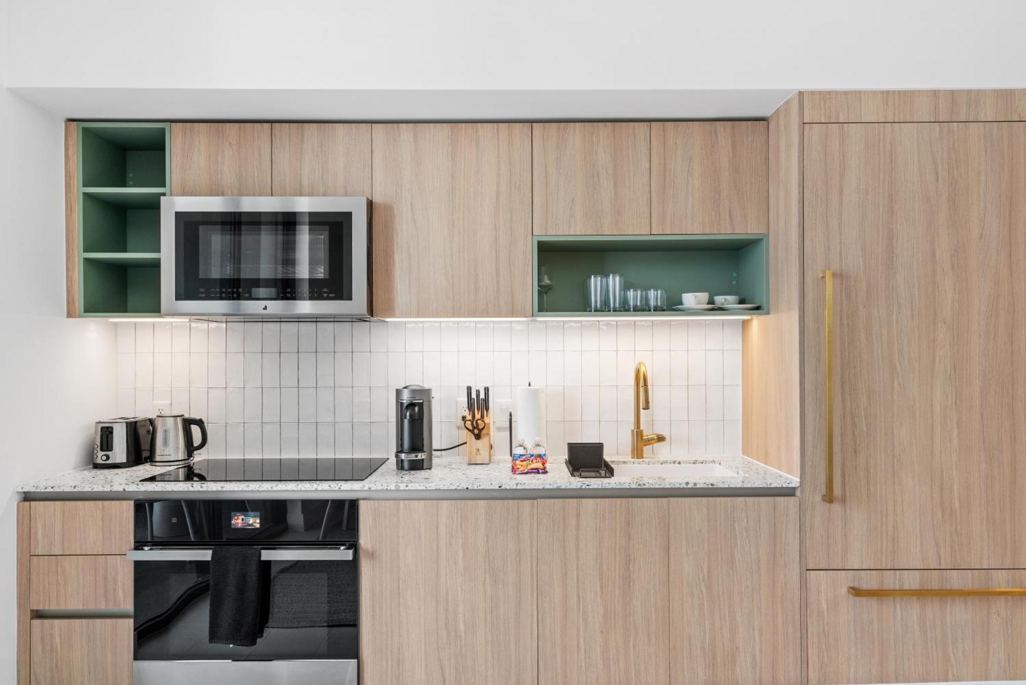 Appartement Luxury 2-bdrm In The Heart Of Downtown *