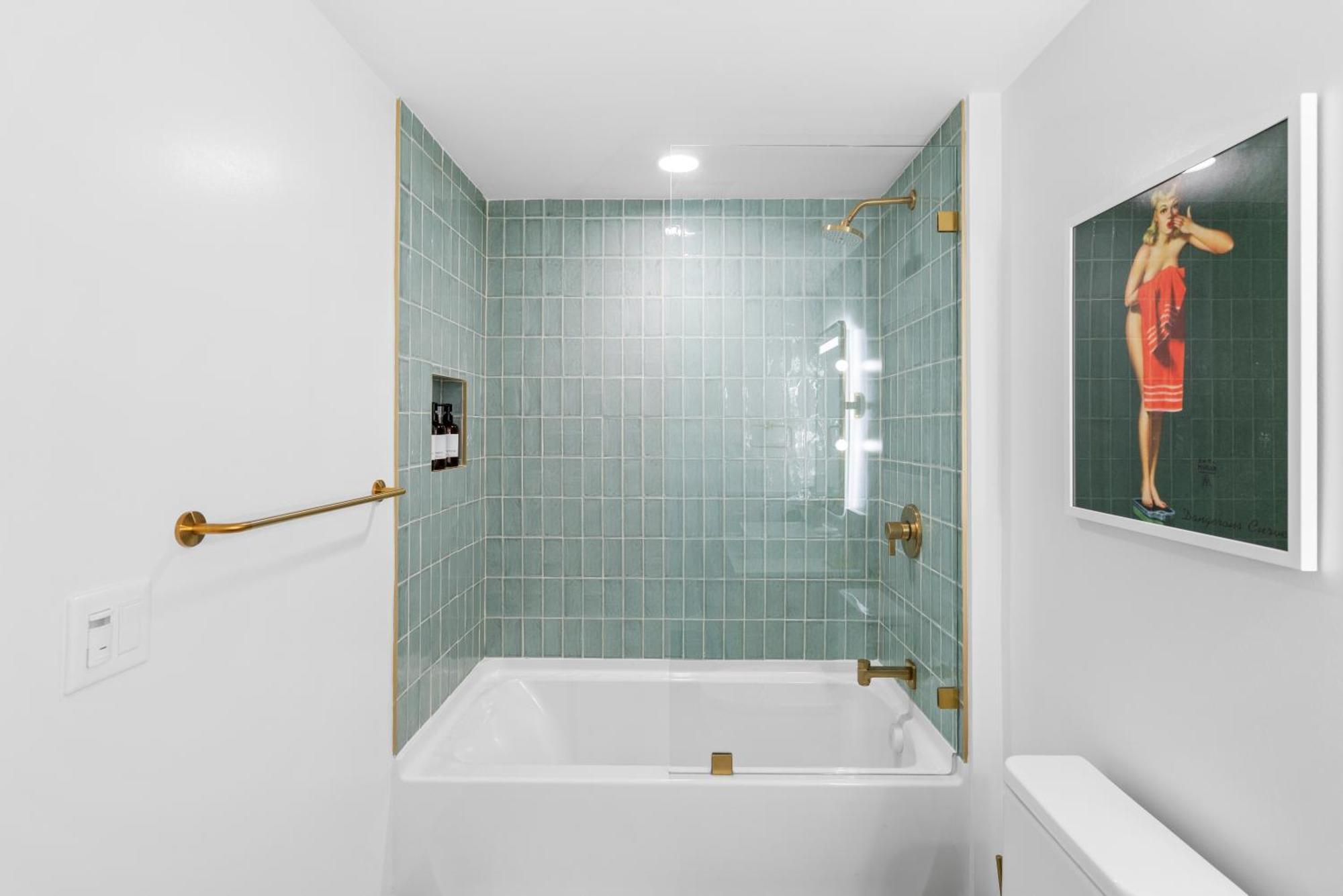 Appartement Luxury 2-bdrm In The Heart Of Downtown